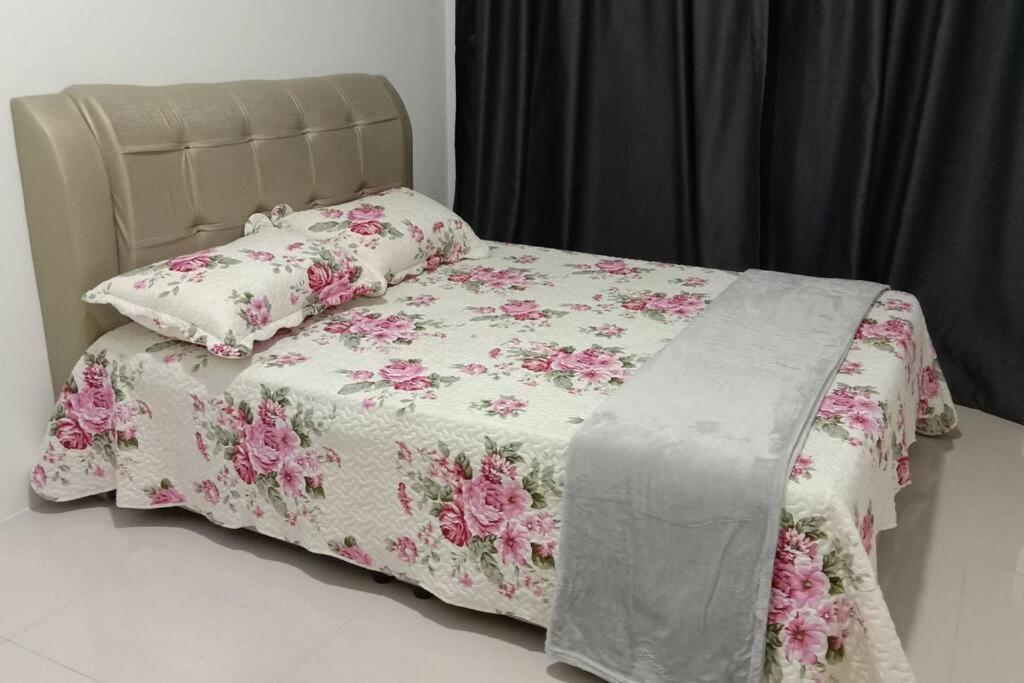 D'Medina @ Icon Residence Куала Теренгану Екстериор снимка