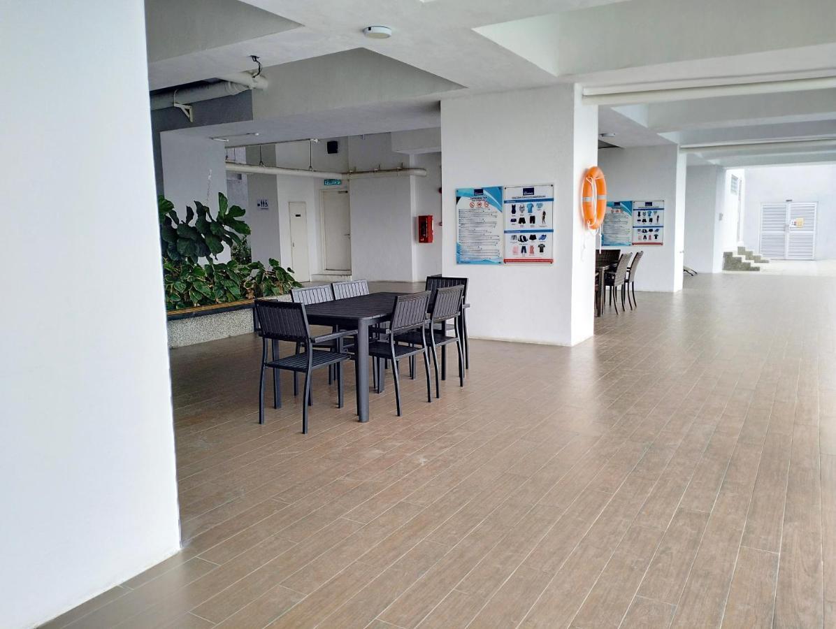 D'Medina @ Icon Residence Куала Теренгану Екстериор снимка