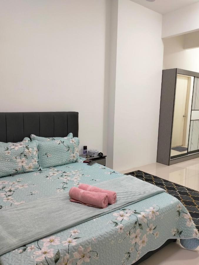 D'Medina @ Icon Residence Куала Теренгану Екстериор снимка
